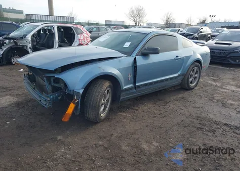 2006 Ford Mustang V6 z USA, uszkodzony, nr VIN 1ZVHT80N565116792
